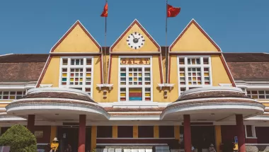 Thuê xe du lịch SÀI GÒN đi TP ĐÀ LẠT chỉ từ 2.500.000 vnđ