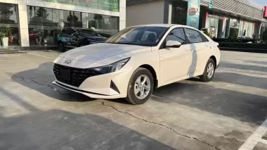 Thuê xe 4 chỗ 