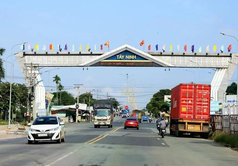 Thuê xe Bình Dương đi Núi Bà Đen