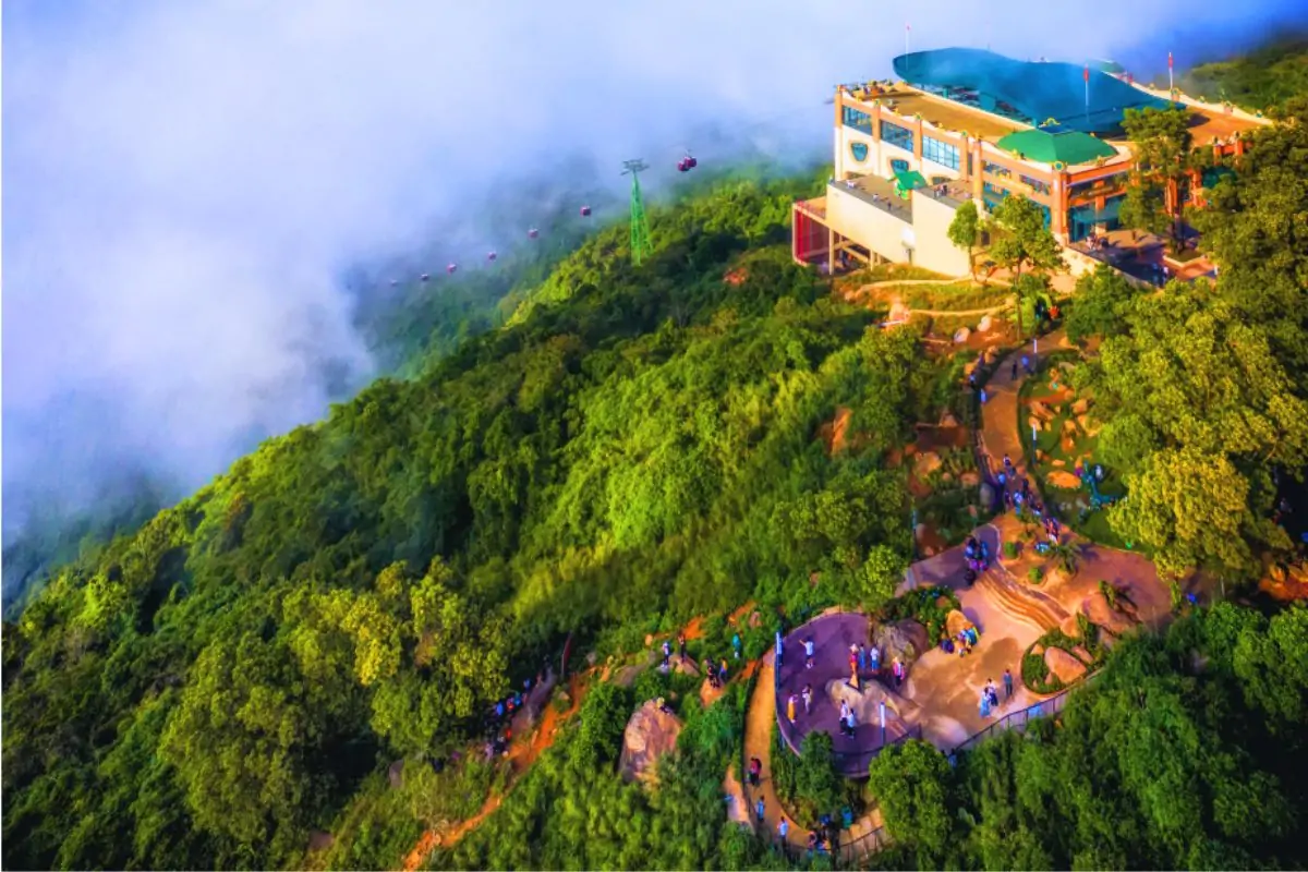 thuê xe đi Tây Ninh
