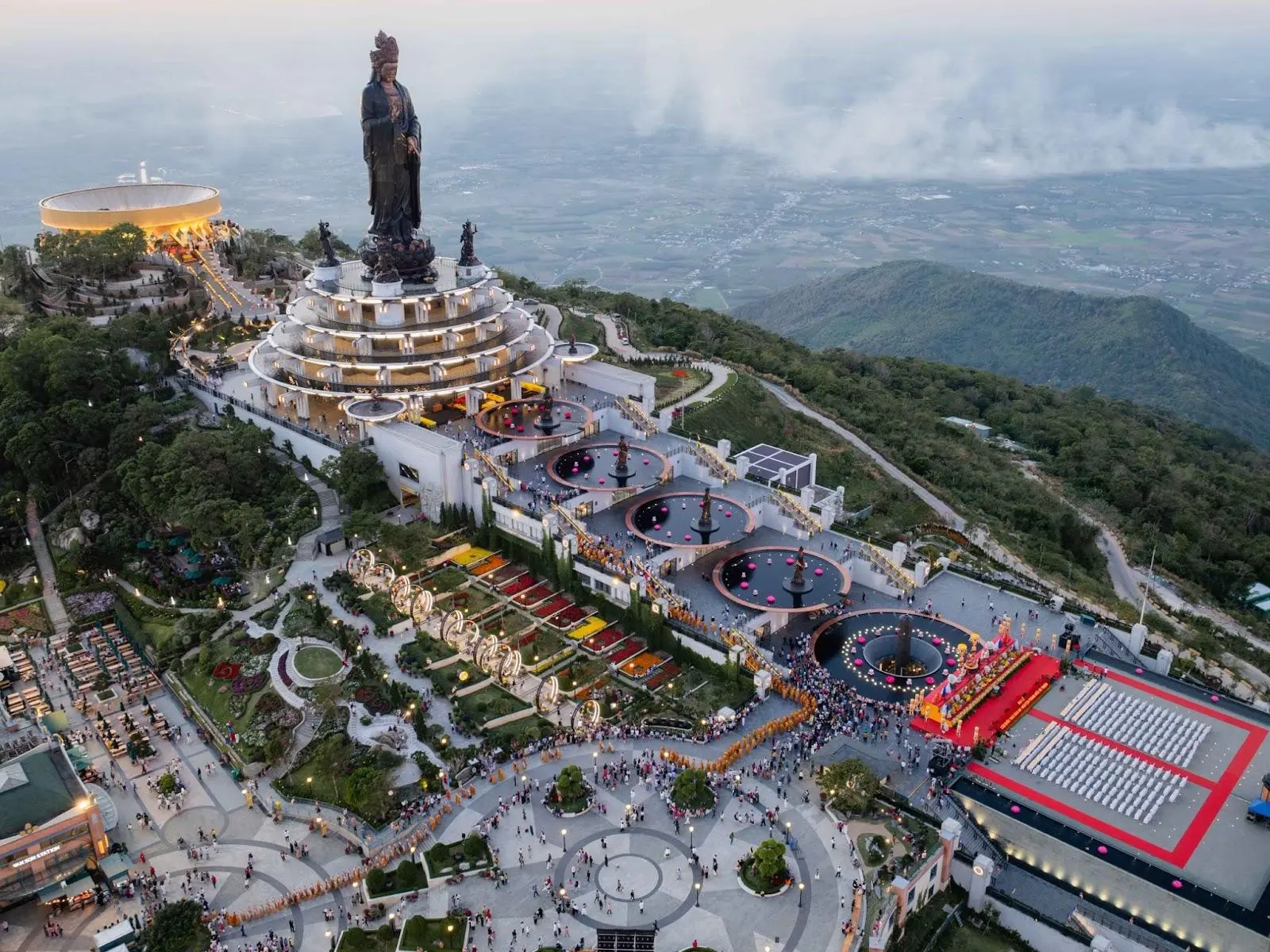 lịch trình đi Núi Bà Đen 1 ngày