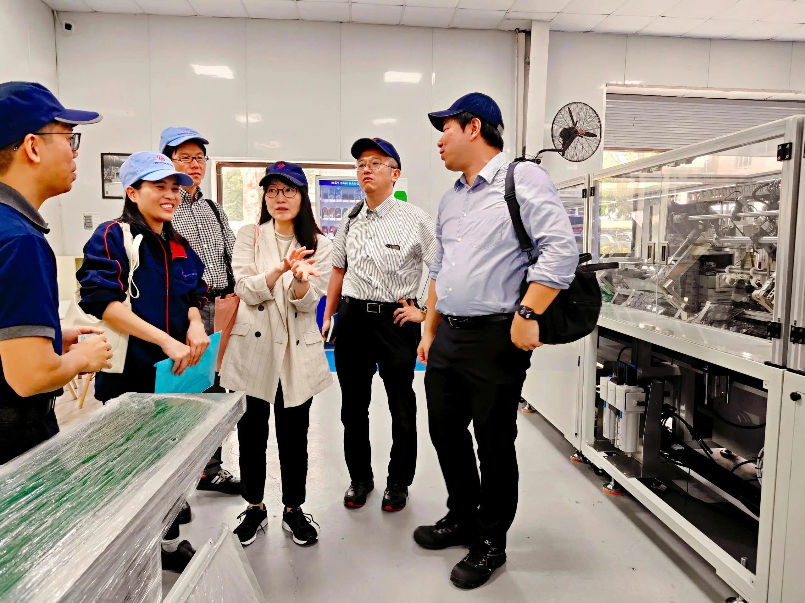 thuê xe đưa đón chuyên gia Nhật Bản
