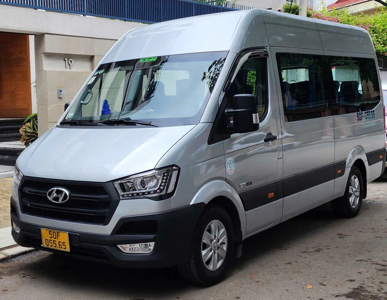 Thuê Xe Đi Tỉnh Có Tài Xế